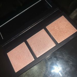 Hyper real glow mac highlighting palette